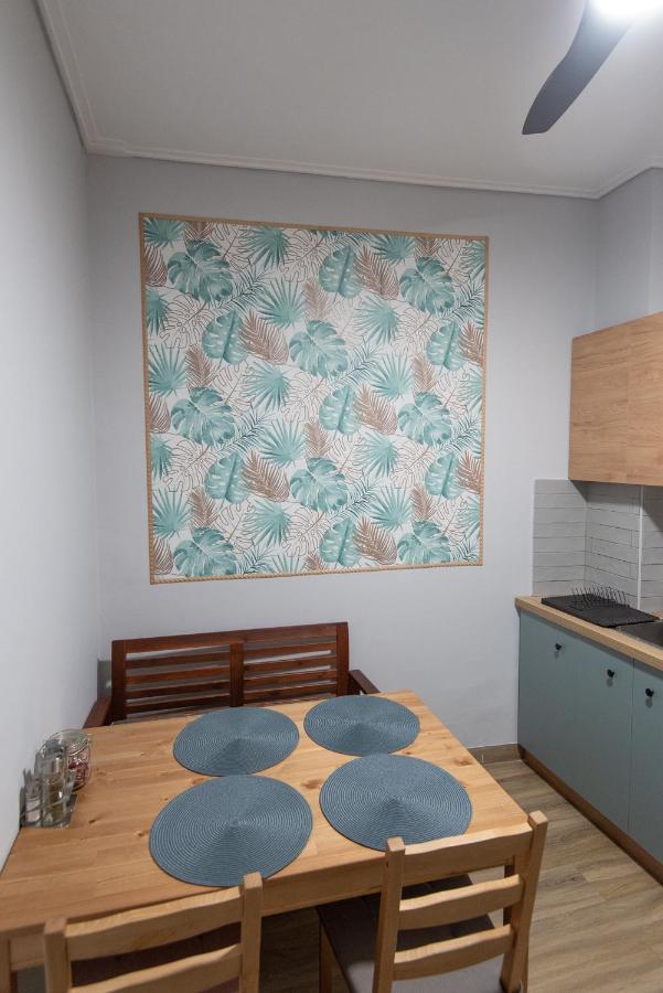 Ferienwohnung Blue Tourmaline Downtown Flat Kalamata Exterior foto
