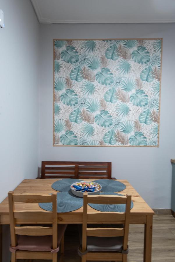 Ferienwohnung Blue Tourmaline Downtown Flat Kalamata Exterior foto