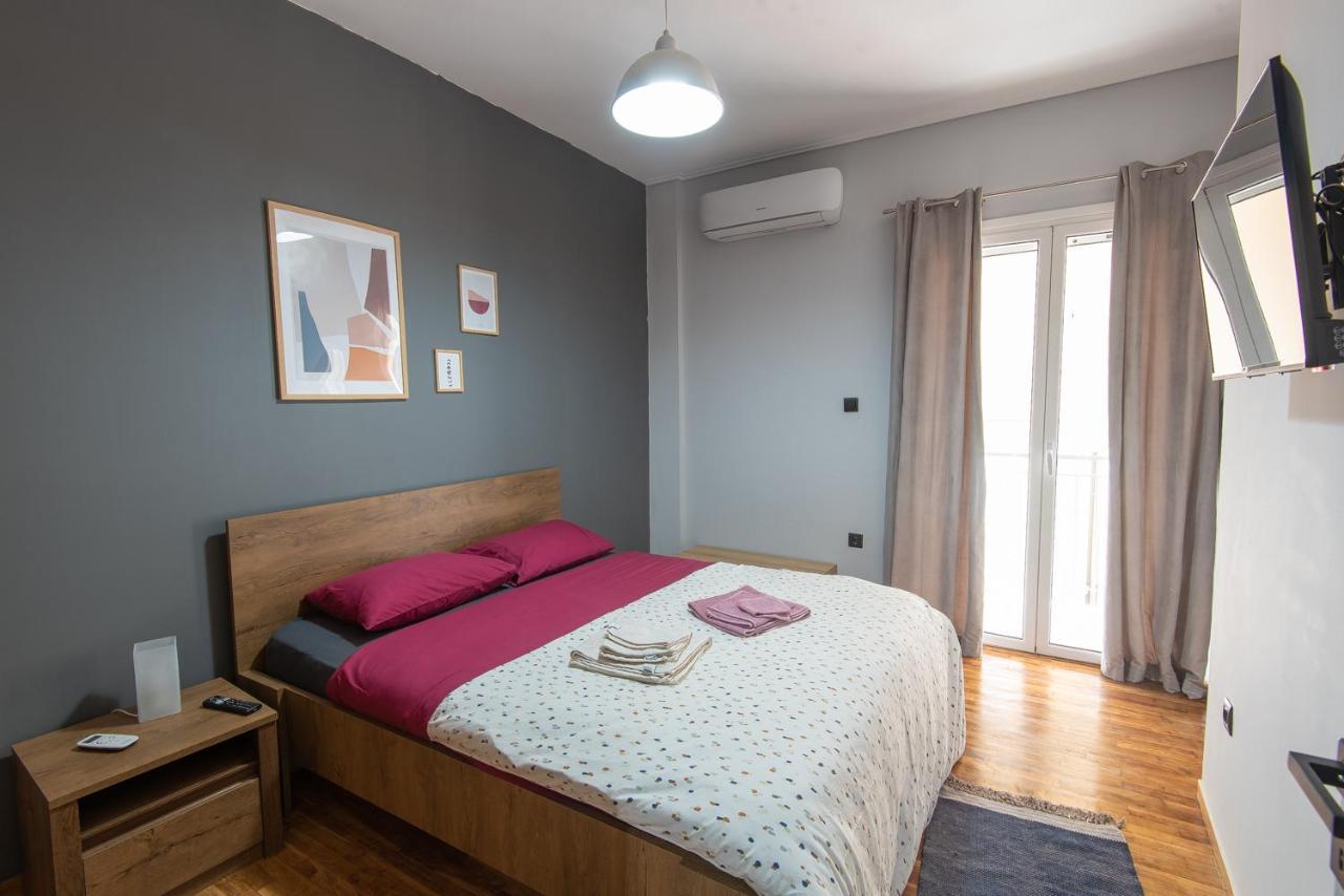 Ferienwohnung Blue Tourmaline Downtown Flat Kalamata Exterior foto